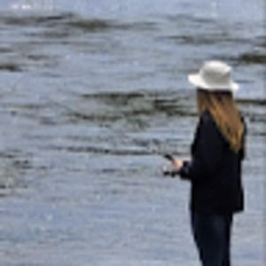 Meet your Posher, Caitlin